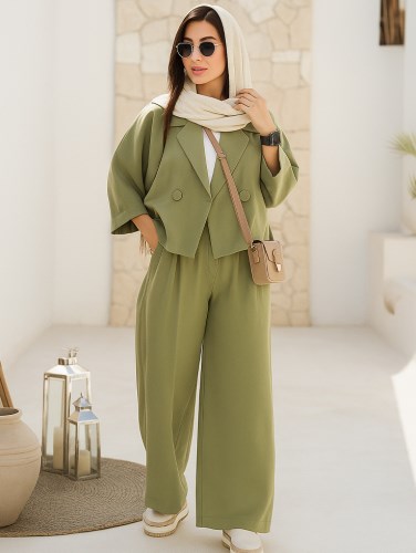 استایل رسمی زنانه؛ چگونه شیک، آراسته و حرفه‌ای دیده شویم؟